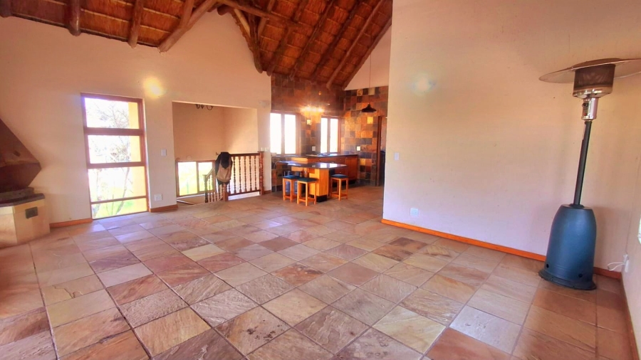 4 Bedroom Property for Sale in Boschenvaal River Front Lodges Free State
